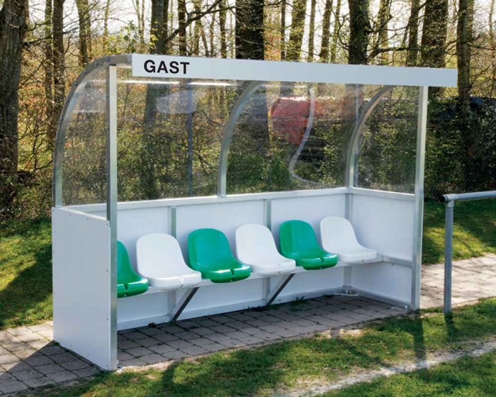 Spielerkabine Champion<br> mit <b> Sitzschalen in Vereinsfarben</b> - Bild