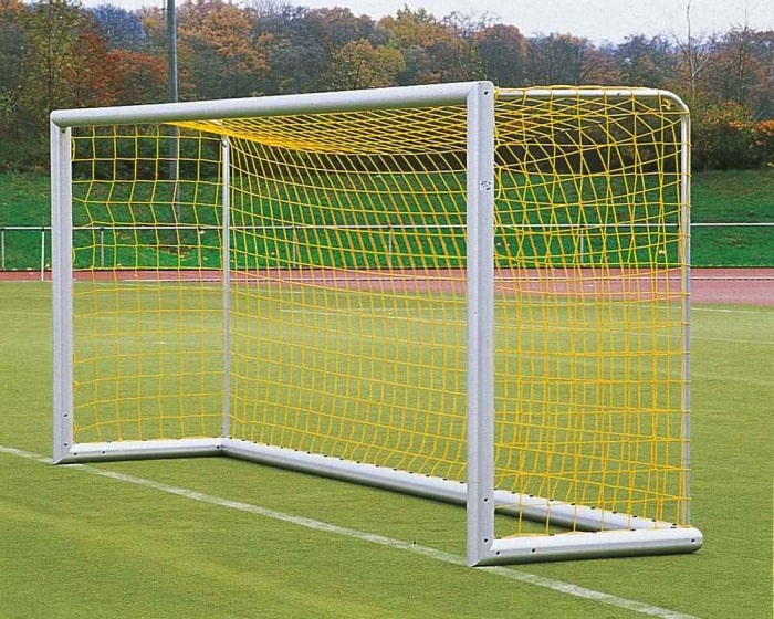 Jugendfuballtor Aluminium 5 x 2 m<br> <b> eckverschweit Bodenrahmen 120x100mm Netztiefe 80/150 cm - Bild